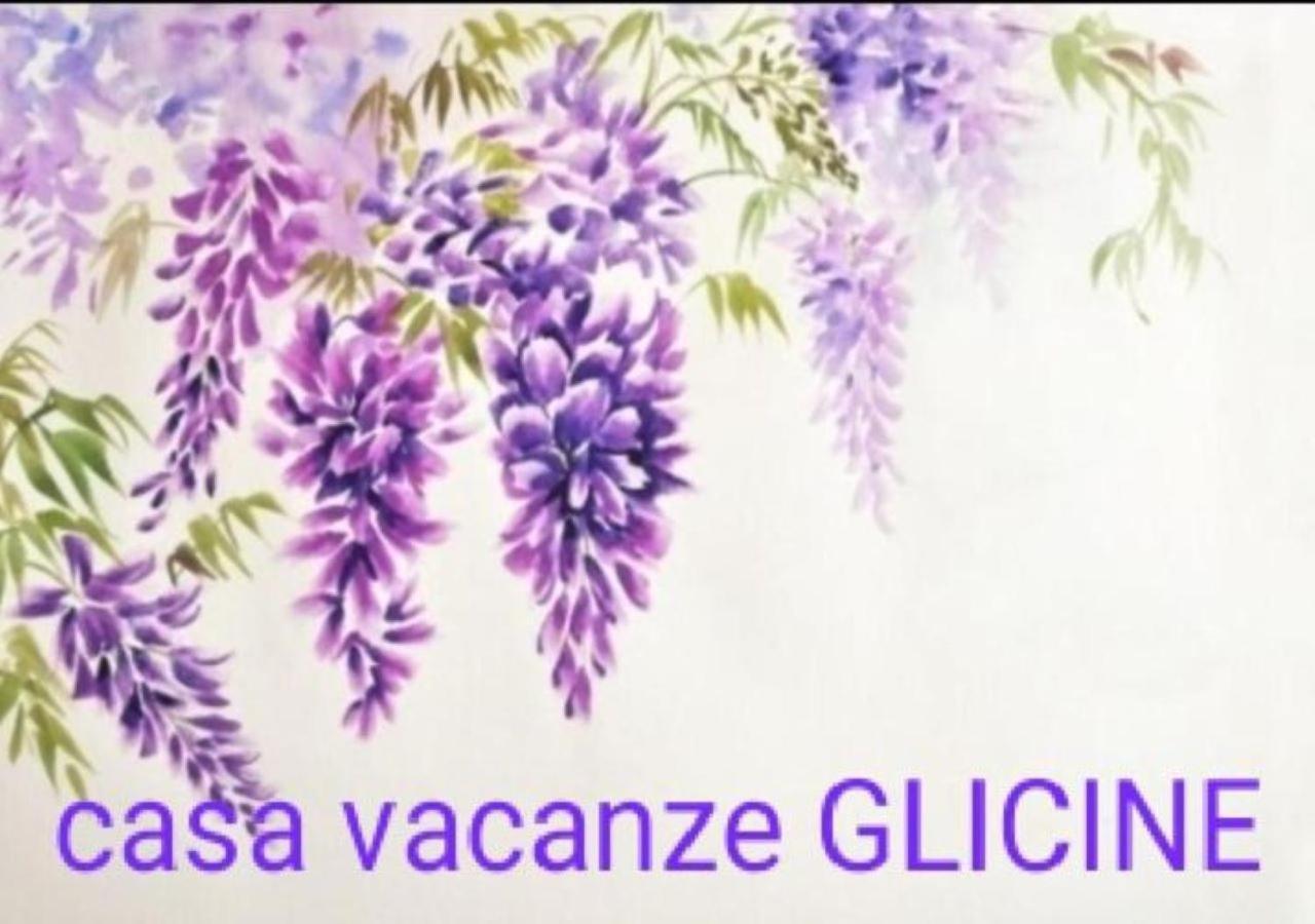 ונאריה ריאלה Casa Vacanza Glicine מראה חיצוני תמונה