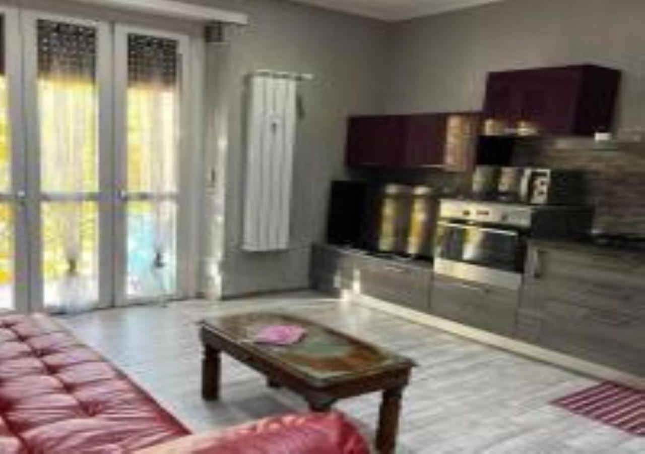 ונאריה ריאלה Casa Vacanza Glicine מראה חיצוני תמונה